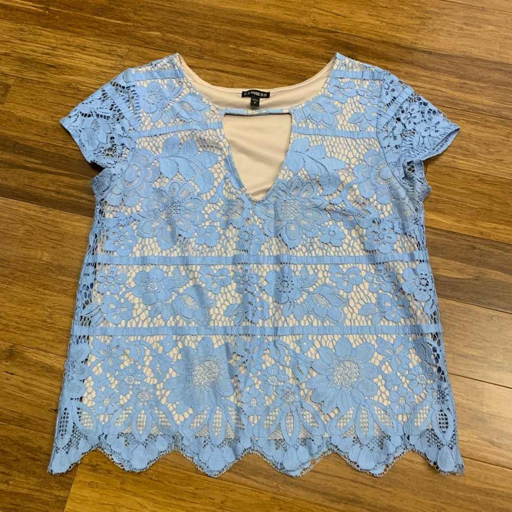 Express Women's Blue Tan Lace Keyhole Neck Short Sleeve Top Blouse‎ Size Small